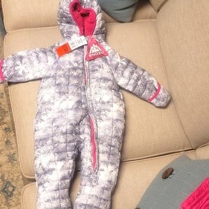 Baby girl Snow suit. Snozu 9-12 months grey/white/pink